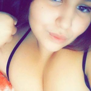 Meet your Posher, Monique